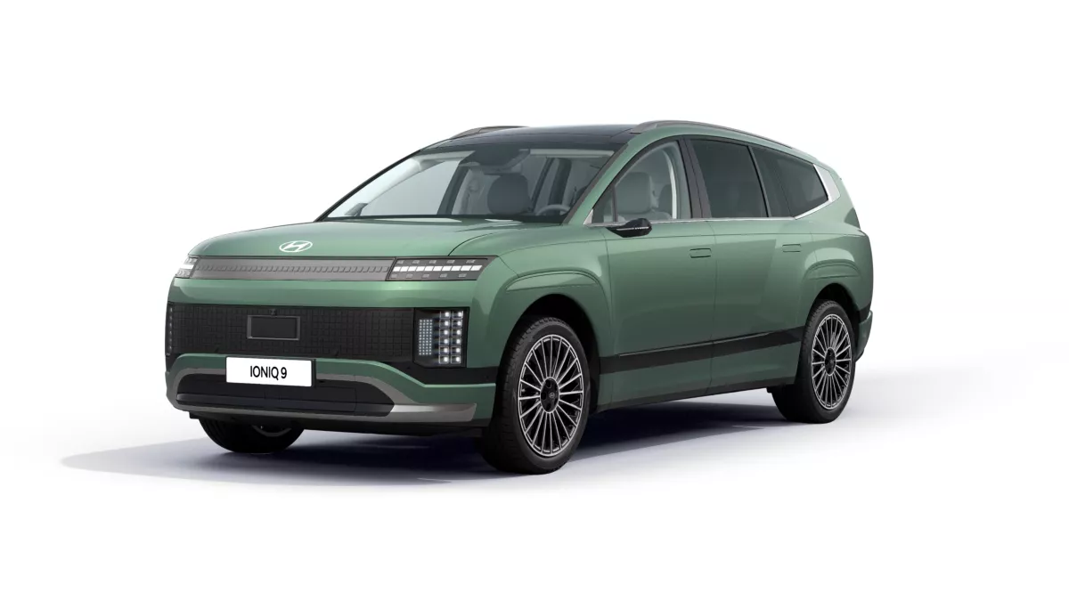 Hyundai IONIQ 9 Calligraphy Line framifrån